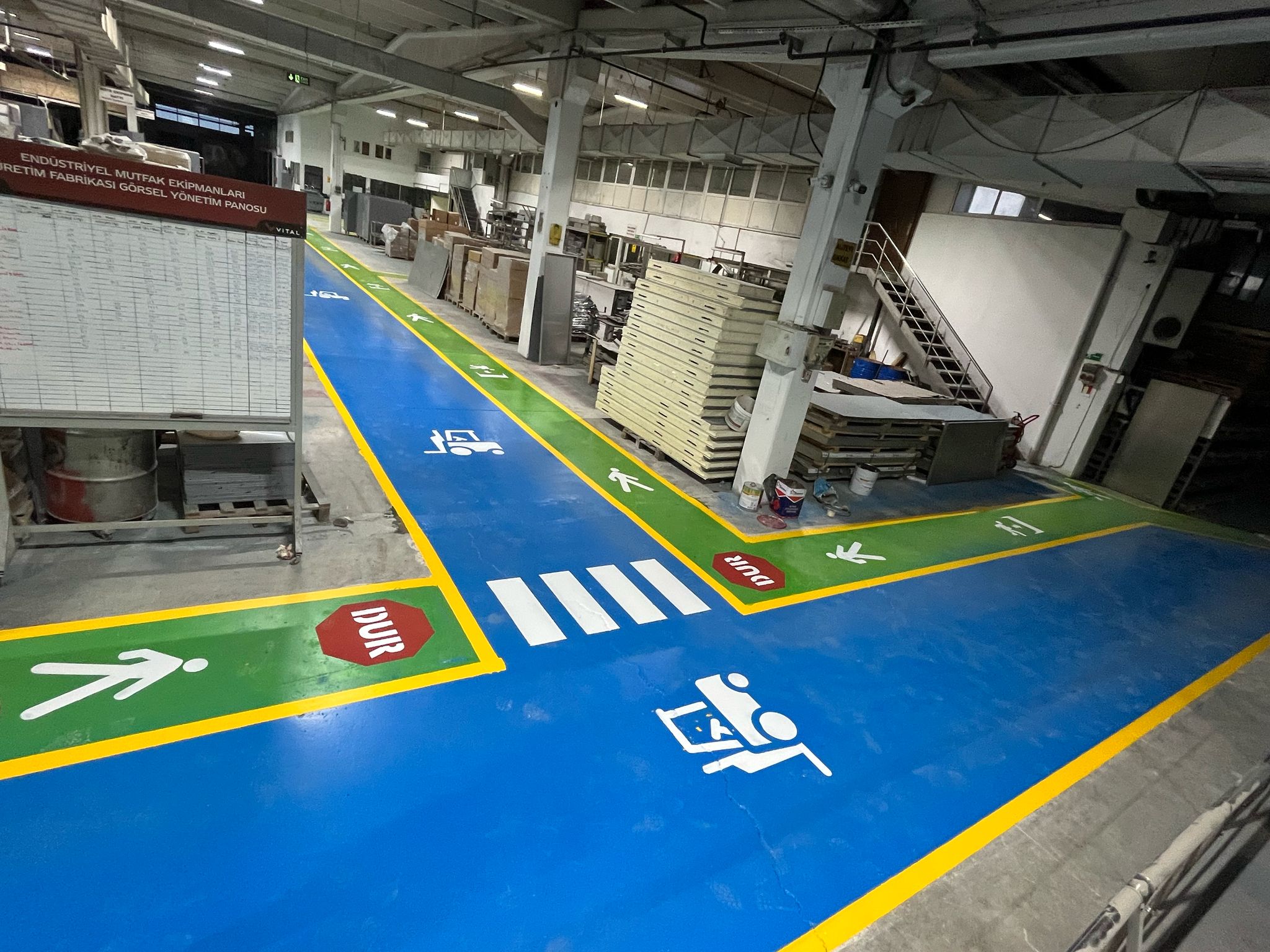  Çift Kompenant Yol Çizgi Boyası